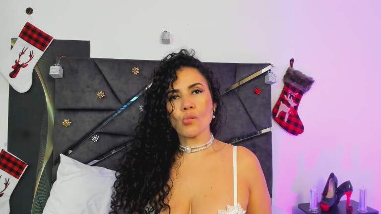 CatlinBouuvier's Streamate show and profile