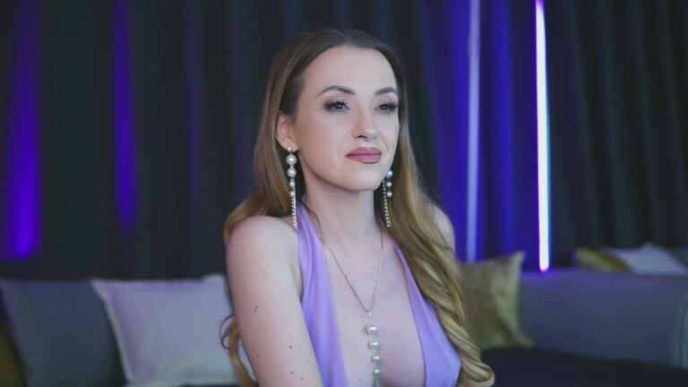 AvaReeves's Streamate show and profile