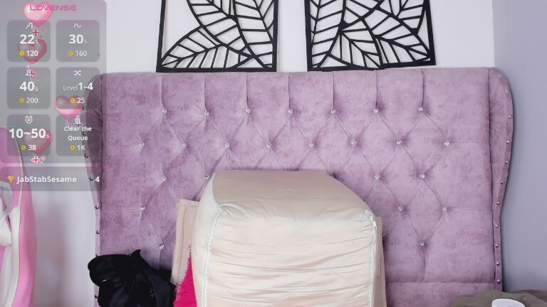 kazumiii's Streamate show and profile