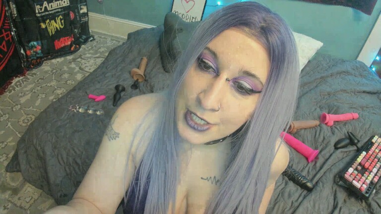 ShaeWednesday's Streamate show and profile