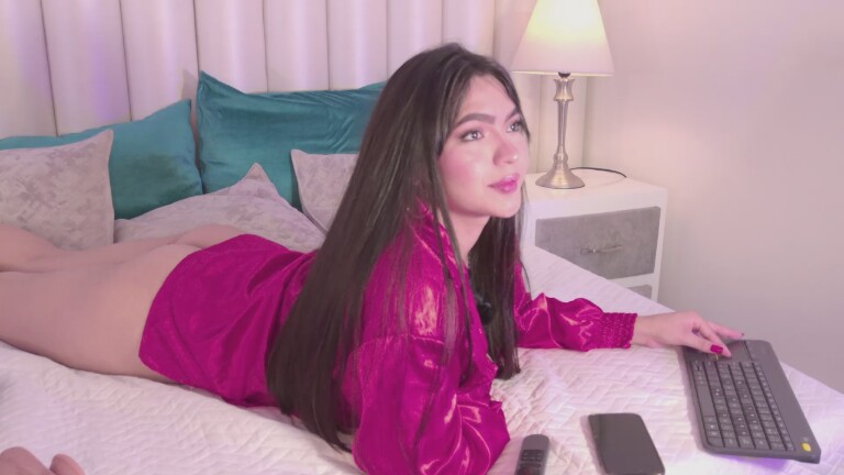 SamanthaHans's Streamate show and profile