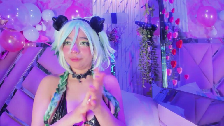 AkaneHikari's Streamate show and profile