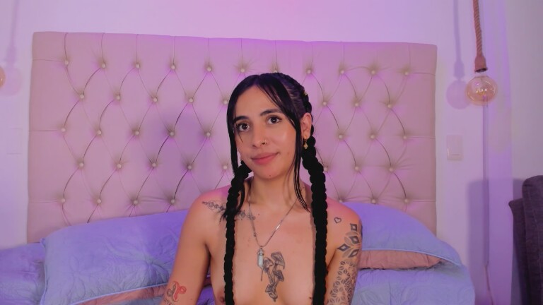 Luna_Storm's Streamate show and profile