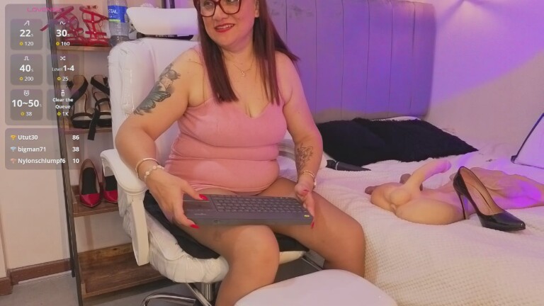 Mature_Veronica's Streamate show and profile