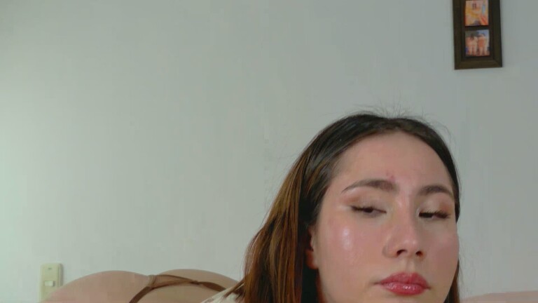 JadeSinclair's Streamate show and profile