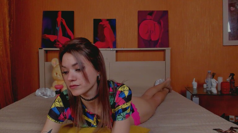 Alyonaqueenn's Streamate show and profile