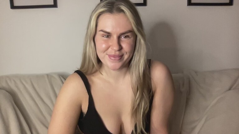 ClaraXVale's Streamate show and profile