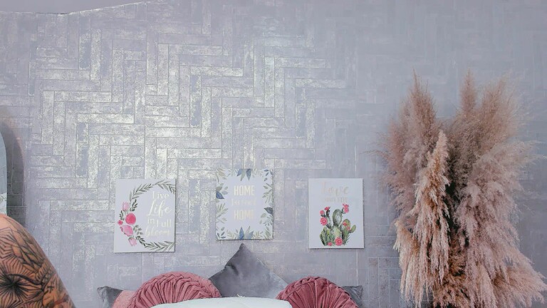 SaraBacker's Streamate show and profile