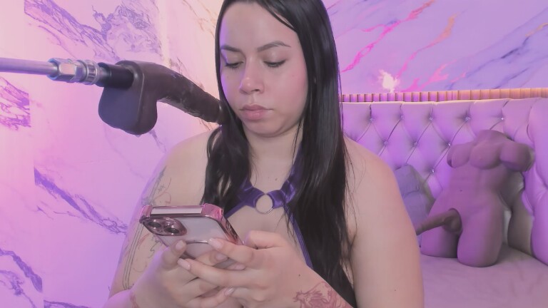 MaeveBigBoobs's Streamate show and profile