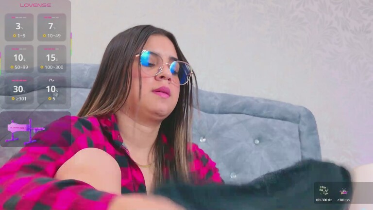 ZafiroClean's Streamate show and profile