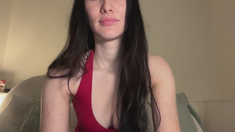 ZaraHartUK's Streamate show and profile