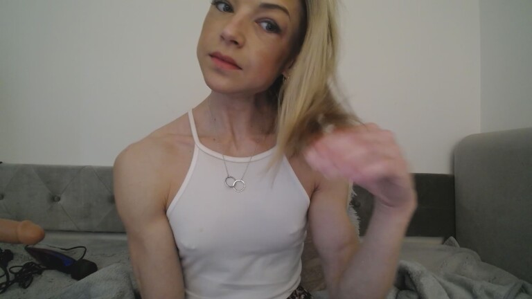 British_EmJess's Streamate show and profile