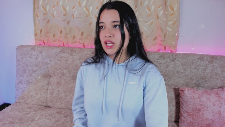 HannyBee's Streamate show and profile