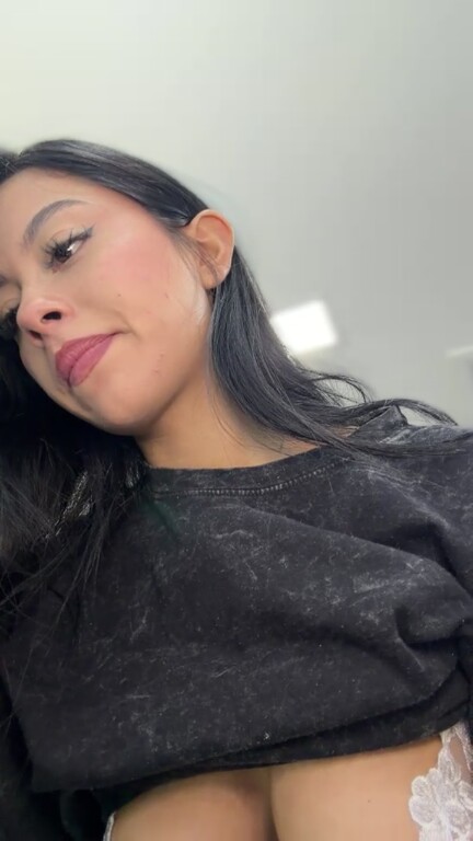 IsaLondon's Streamate show and profile