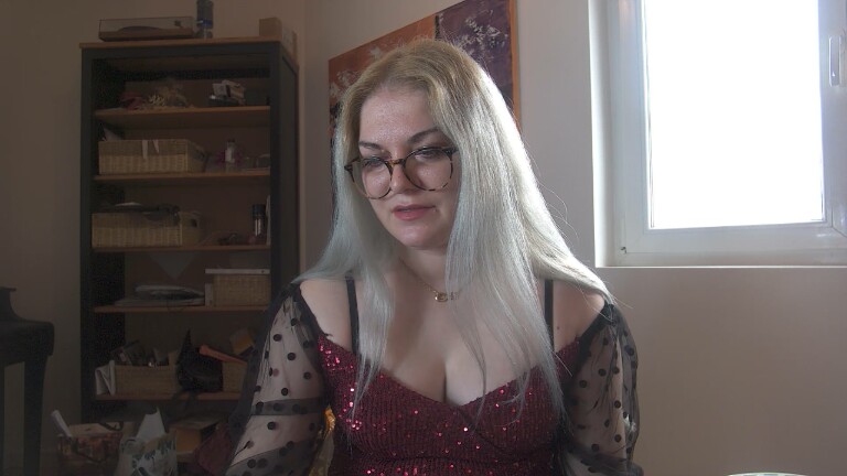 MistressMarlena's Streamate show and profile