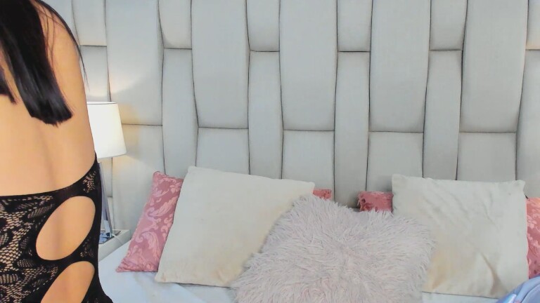 ValenShaw's Streamate show and profile