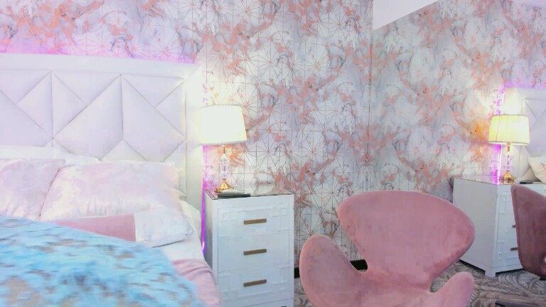 SabrinnaJonnes's Streamate show and profile