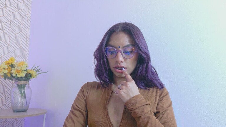 vale_alvarez's Streamate show and profile