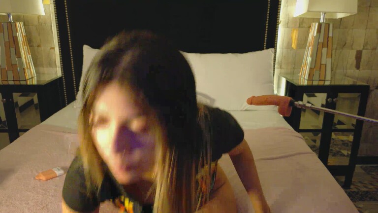 HollyLincon's Streamate show and profile