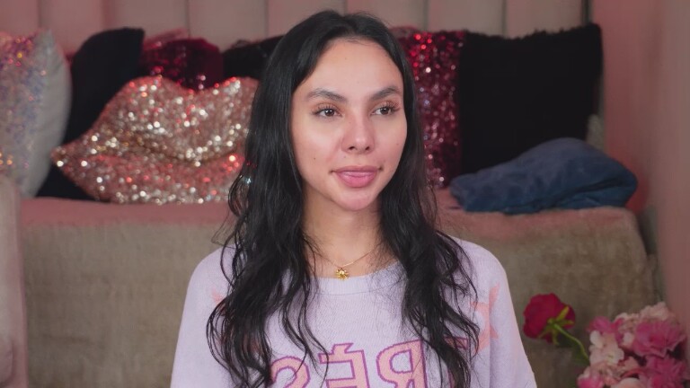 GIABONNETT's Streamate show and profile