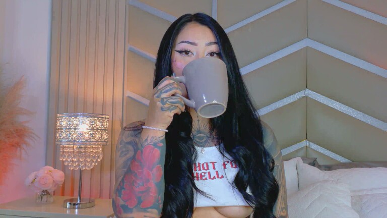 EllieKlark's Streamate show and profile